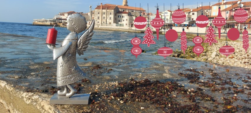 Neka vam je radostan Božić i srce puno ljubavi!/ Buon Natale!